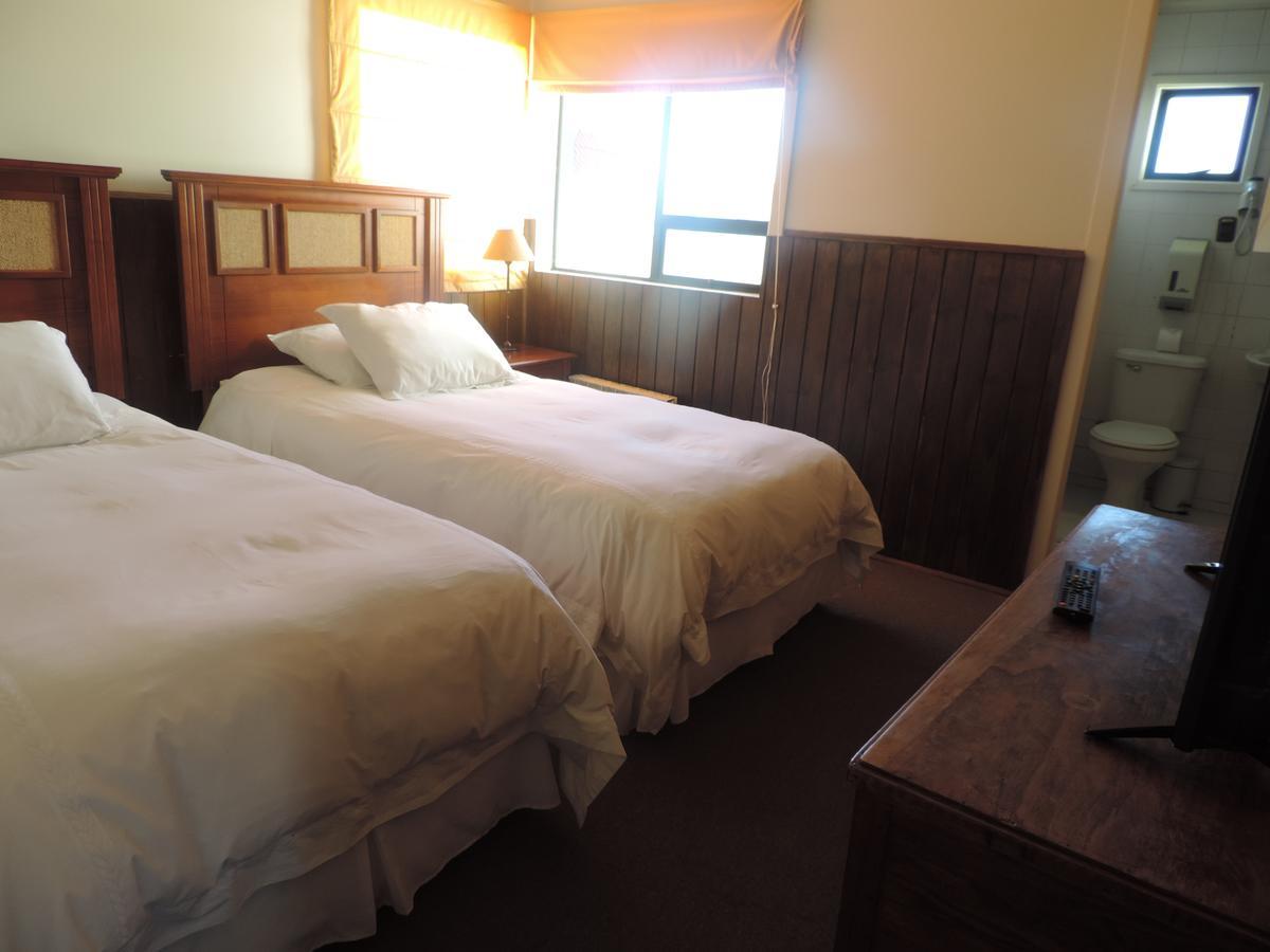 Hostal Oro Fueguino Punta Arenas Exterior photo